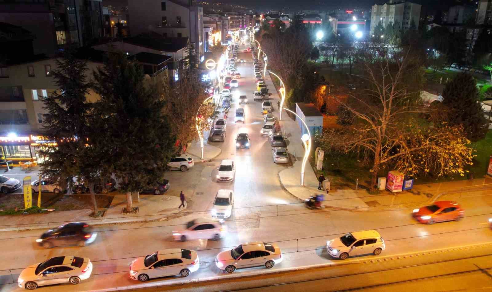 Şehit Ergün Köncü Caddesi modern ve güvenli hale geliyor
Şehit Ergün Köncü Caddesi modern ve güvenli hale geliyor