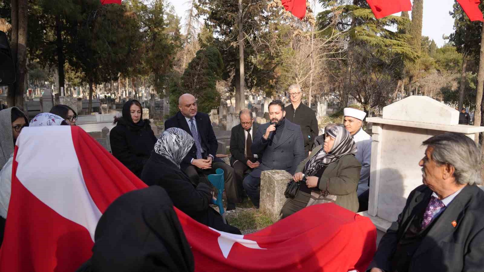 Şehit Kamil, şehadetinin 106. yılında dualarla anıldı
Şehit Kamil, şehadetinin 106. yılında dualarla anıldı