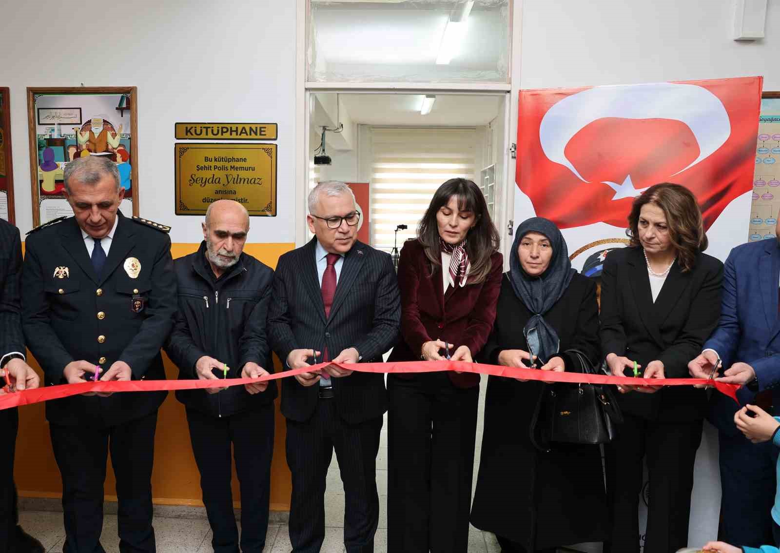 Şehit polis Şeyda Yılmaz’ın adı kütüphanede yaşatılacak
