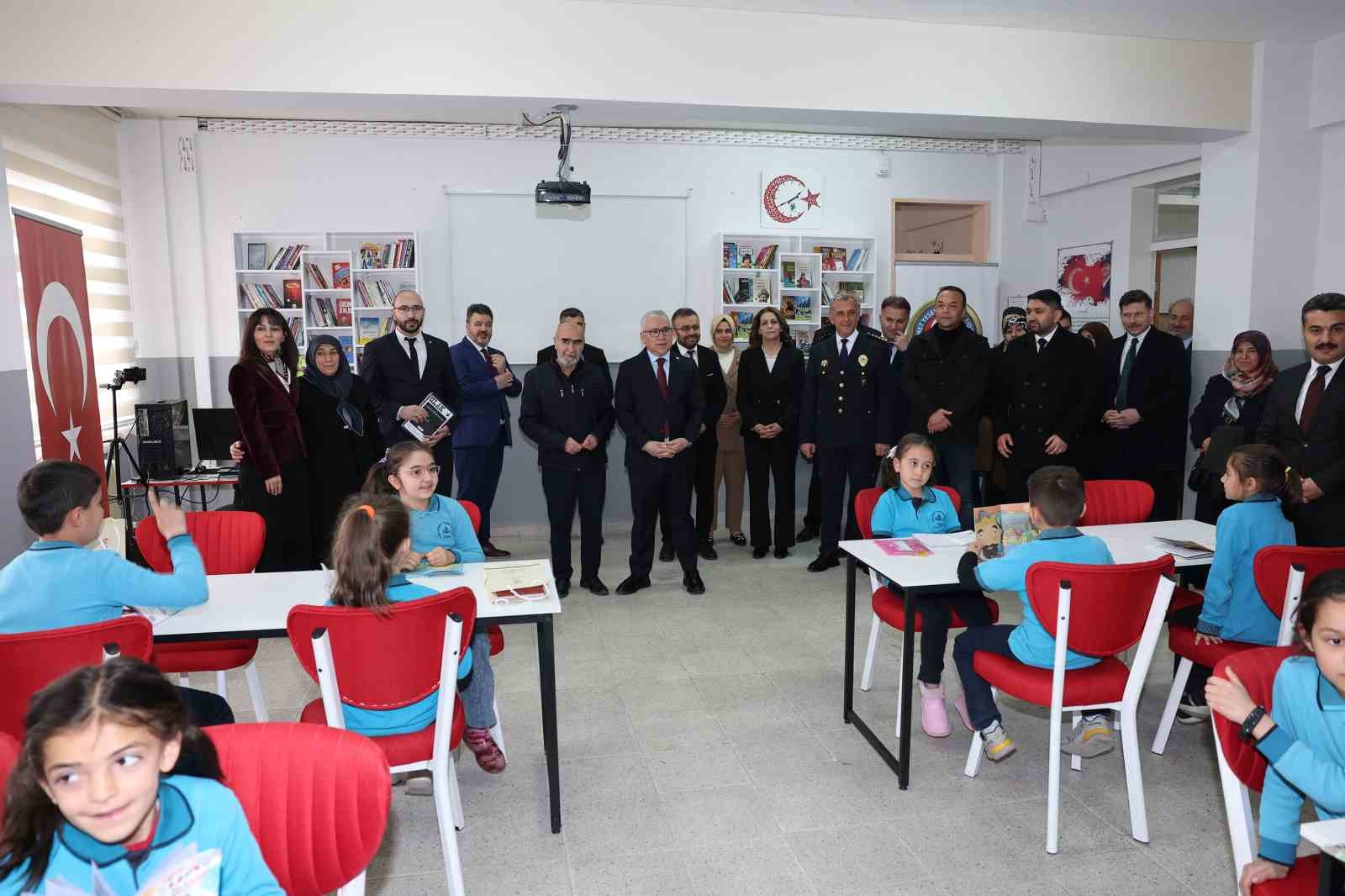 Şehit polis Şeyda Yılmaz’ın adı kütüphanede yaşatılacak
