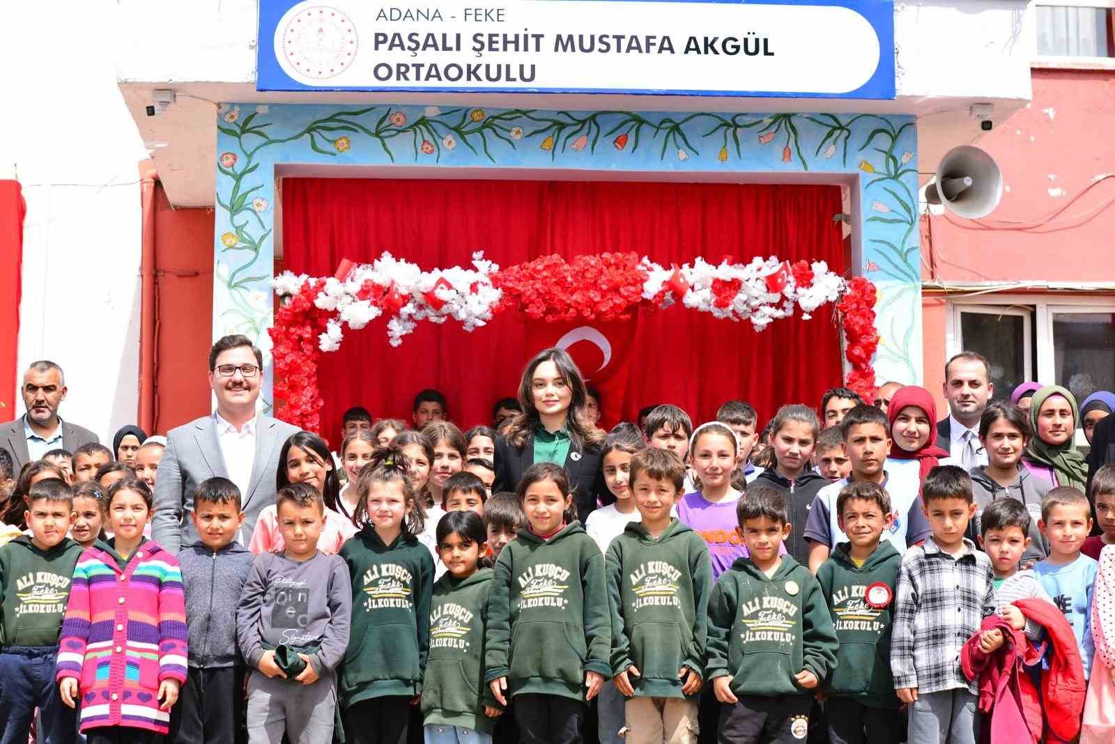 Şehit polisin adı memleketi Feke’de okula verildi
