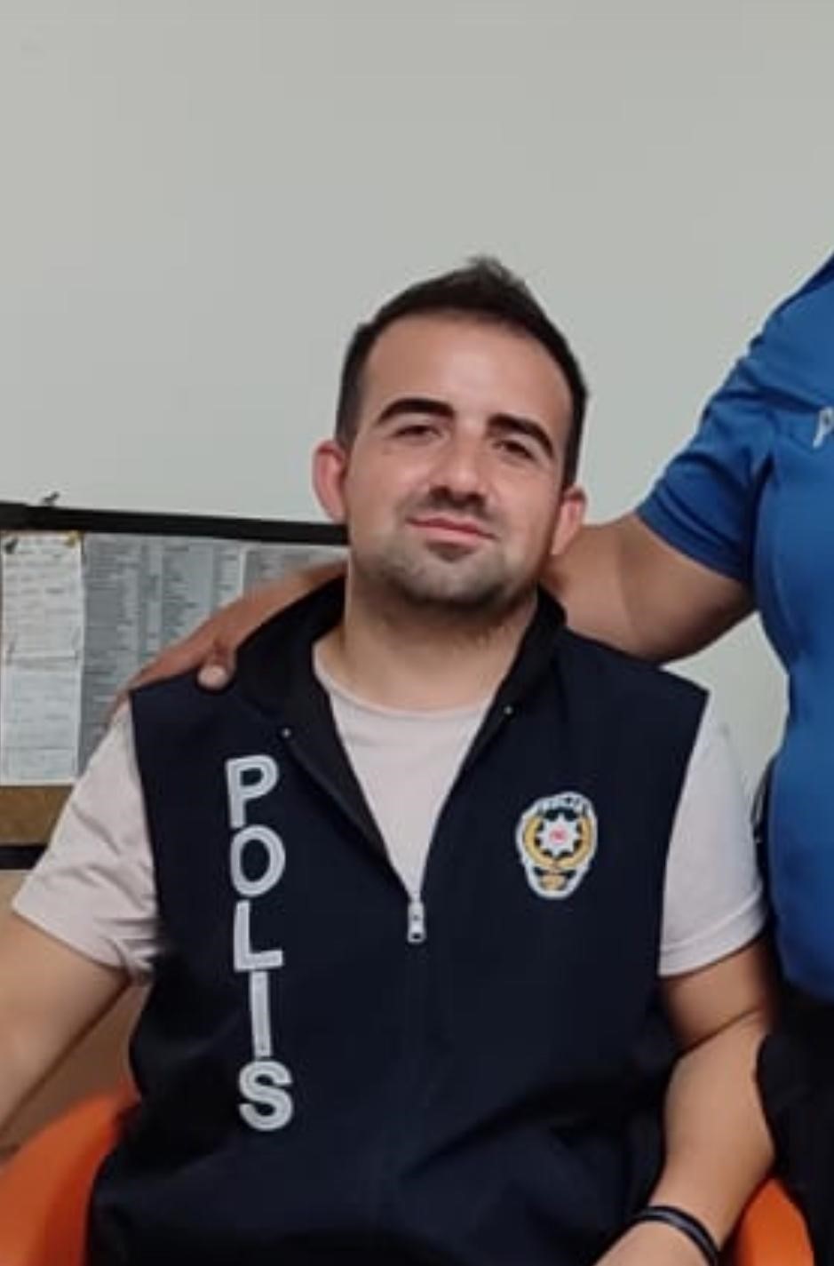 Şehit polisin cenazesinde gözyaşları sel oldu
