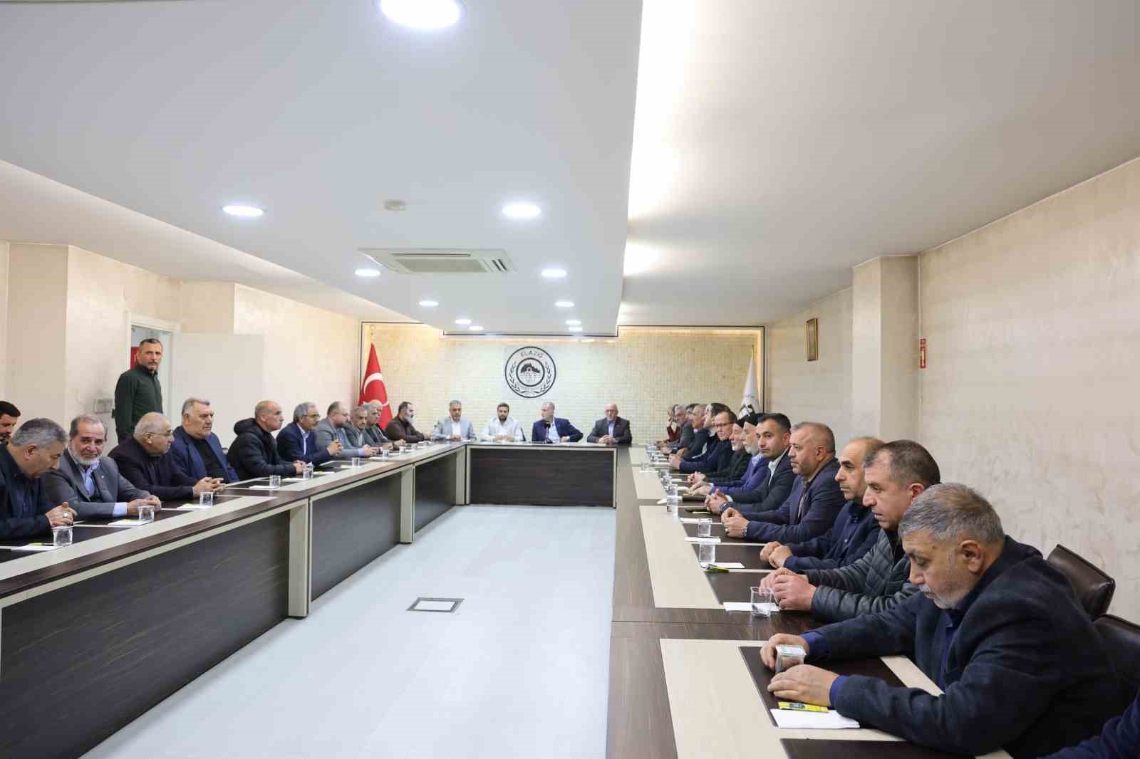 Şehit Yahya Sinvar’ın hücre arkadaşı Kutayşi: "Bizler sadece işgalci İsrail ile değil, bütün batı ülkeleri ve haçlı zihniyeti ile savaşıyoruz"
