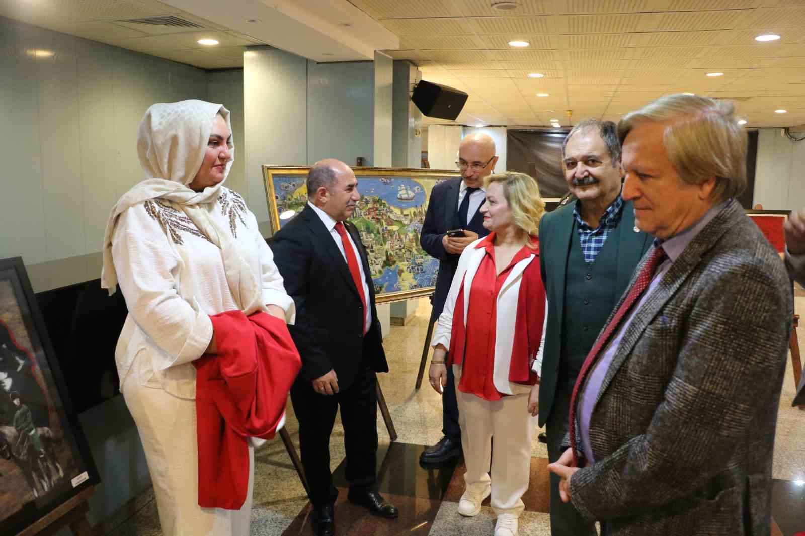 Şehit yakınları ve gaziler sanatla buluştu
