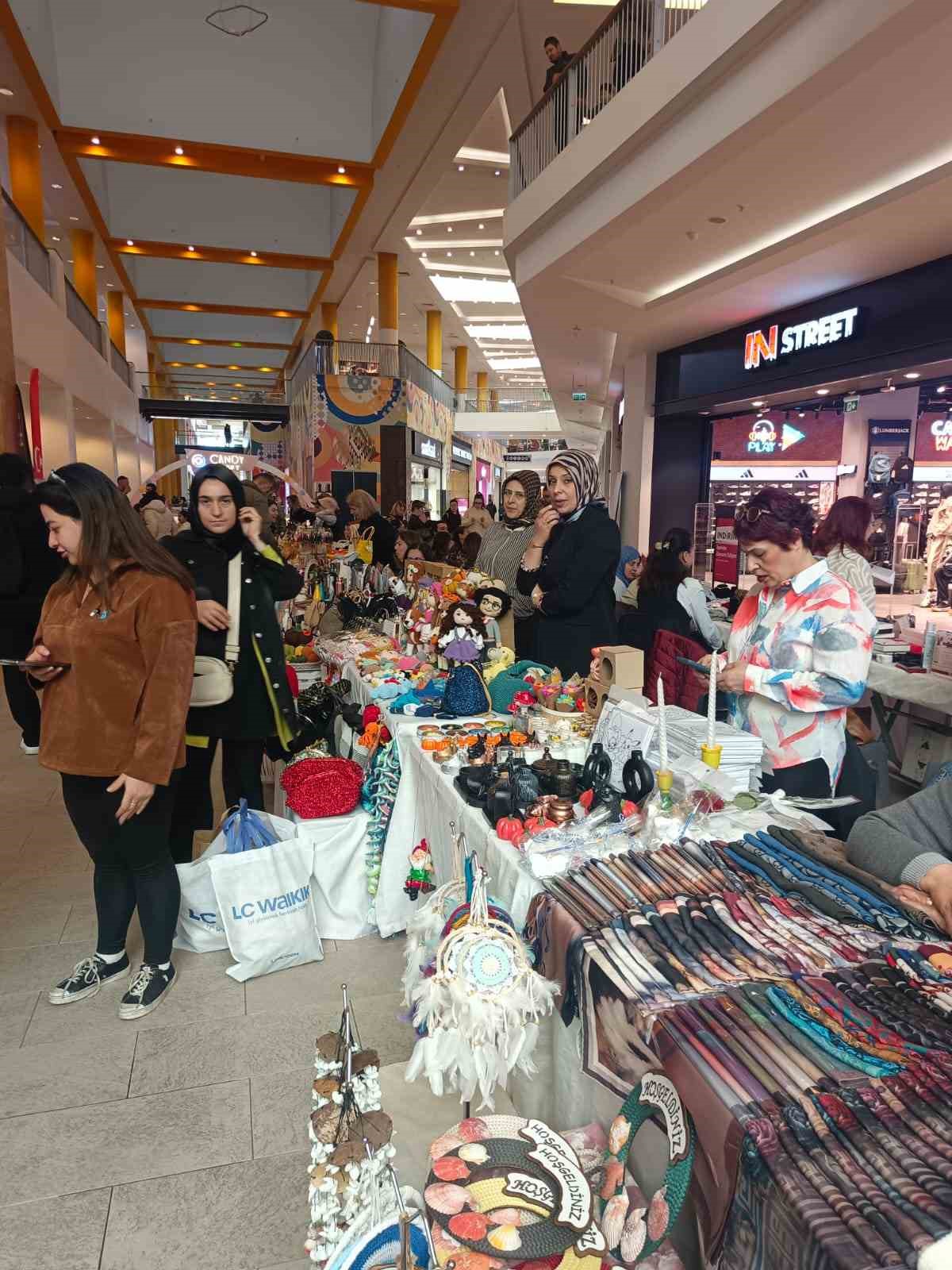 Şehitkamil’de girişimci kadınlar festivali’ne yoğun ilgi
