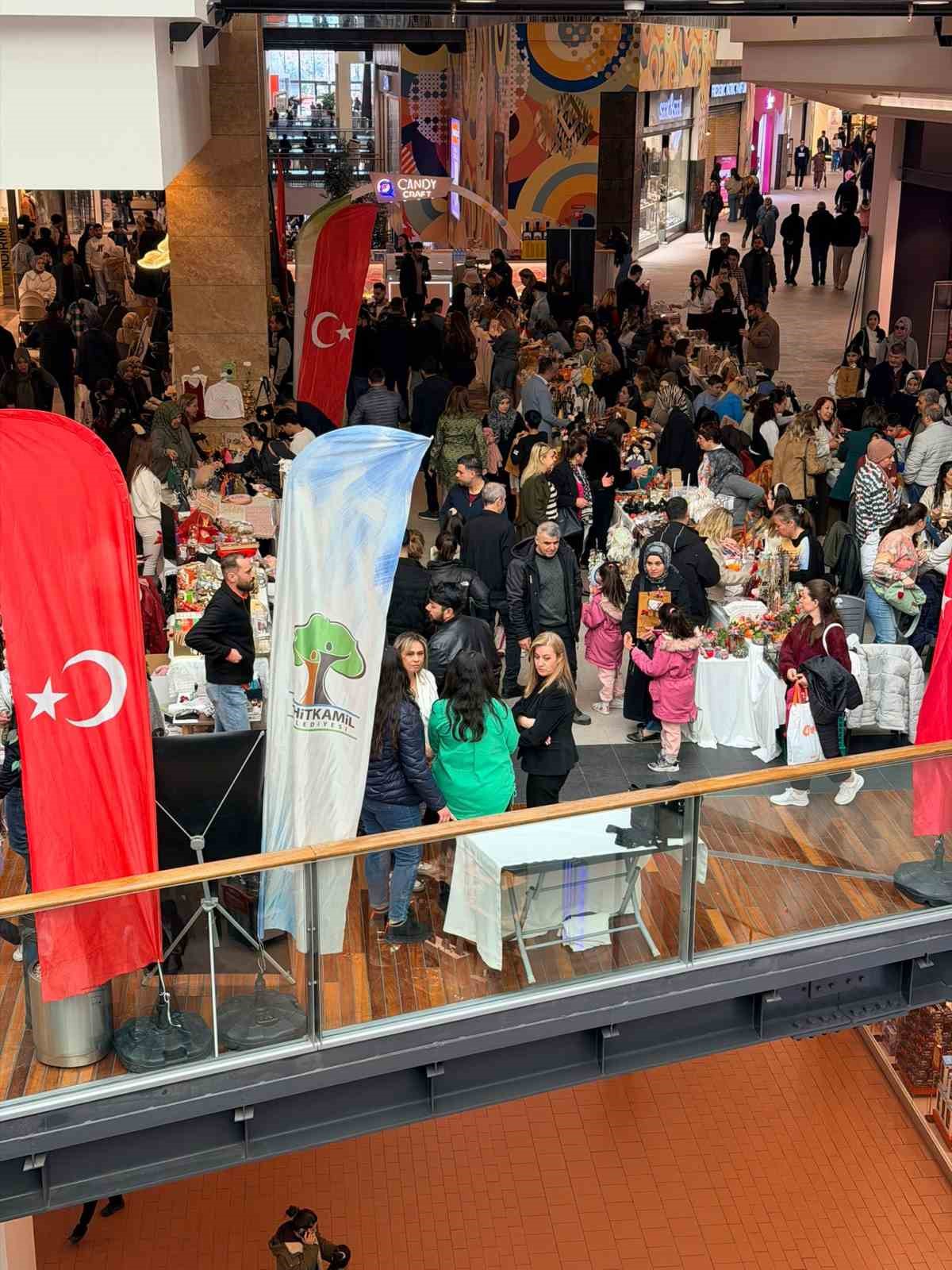 Şehitkamil’de girişimci kadınlar festivali’ne yoğun ilgi
