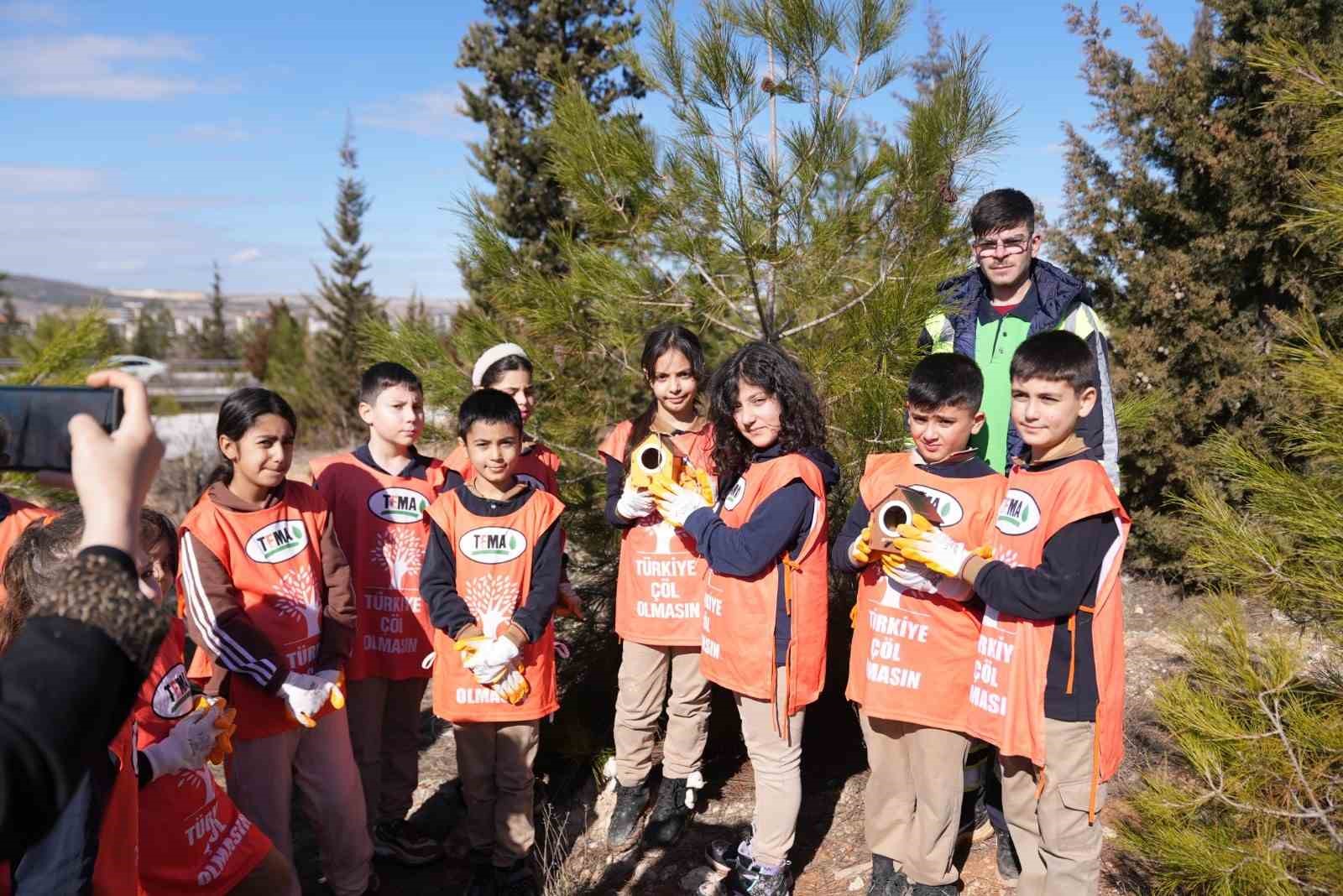 Şehitkamil’de minik ellerden doğaya büyük katkı
