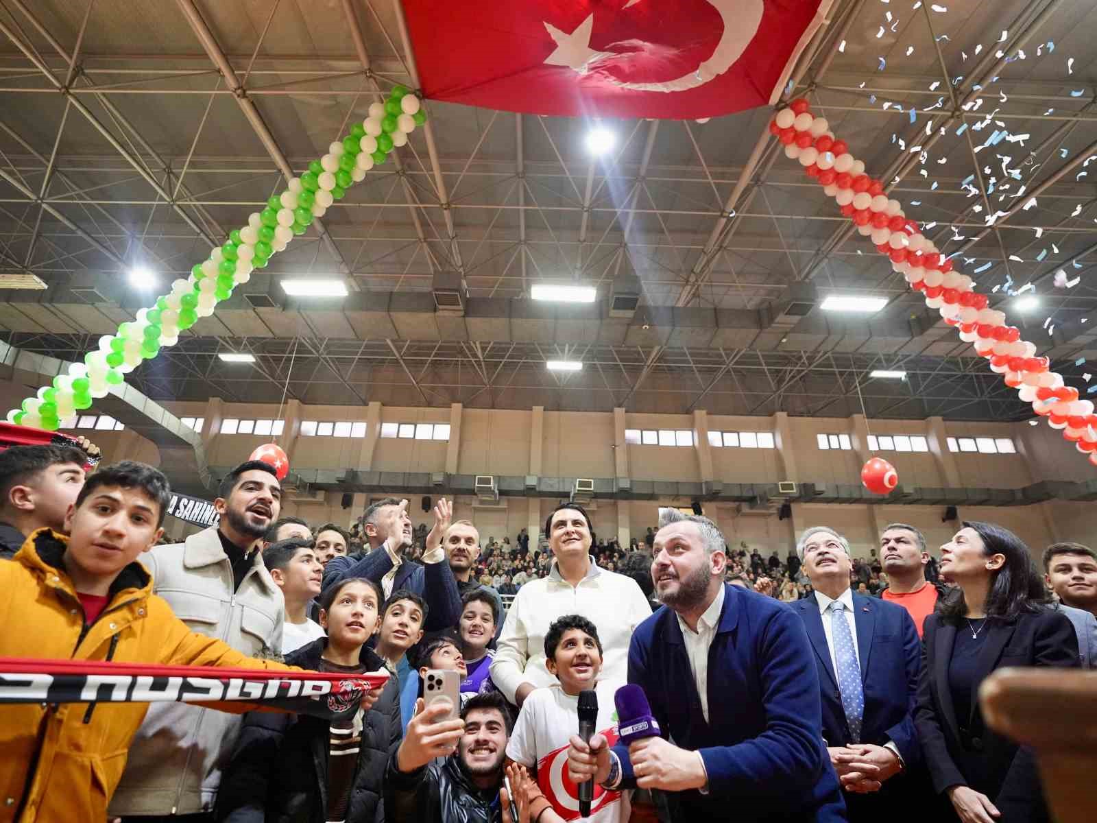 Şehitkamil’de spor dolu buluşma
