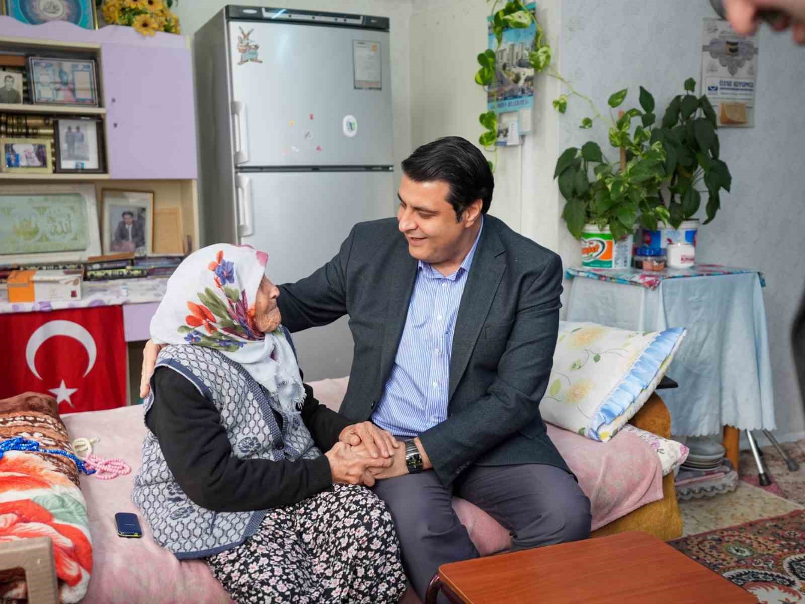 Şehitkamil’den ihtiyaç sahiplerine tekerlekli sandalye
