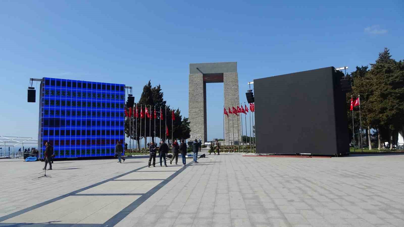 Şehitler Abidesi’nde 18 Mart tören hazırlıkları devam ediyor

