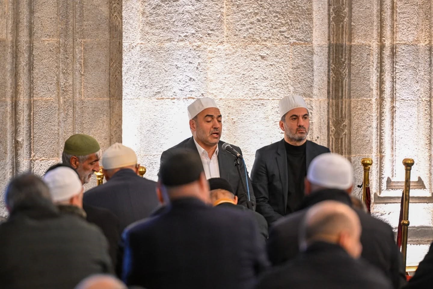 Şehitler polis haftasında dualarla anıldı
