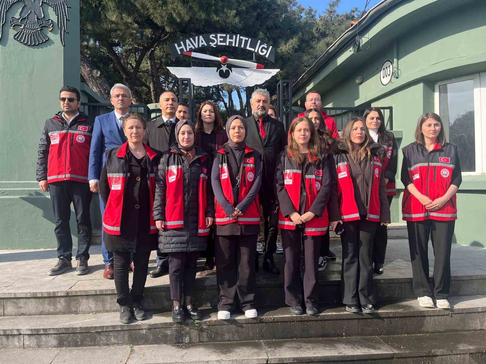 Şehitlerin künye ve konum bilgileri dijital ortama aktarılıyor
