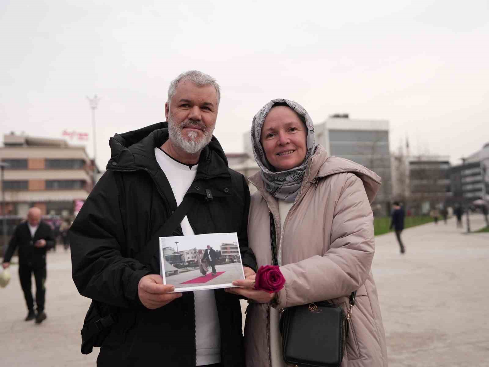 Şehrin kalbinde çiftlere 14 Şubat sürprizi
