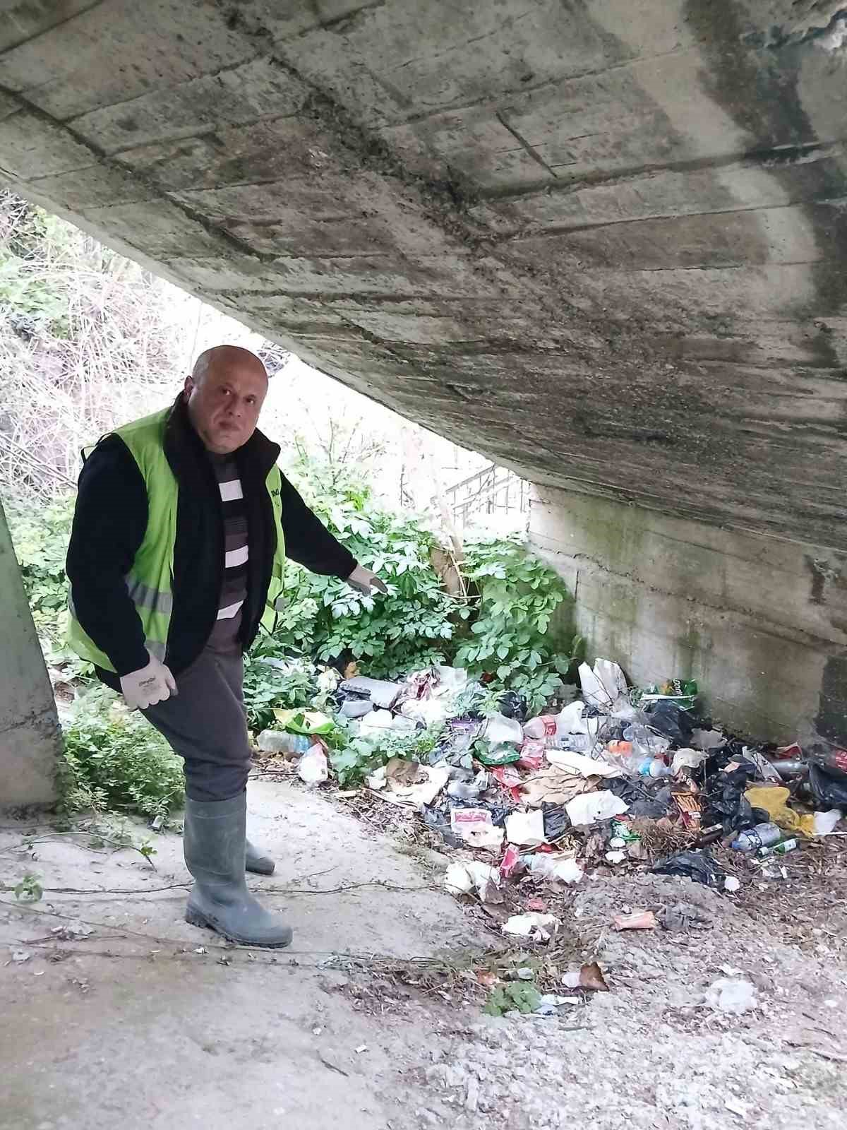 Şehrine olan vefasını emeklilikte de sürdürüyor
