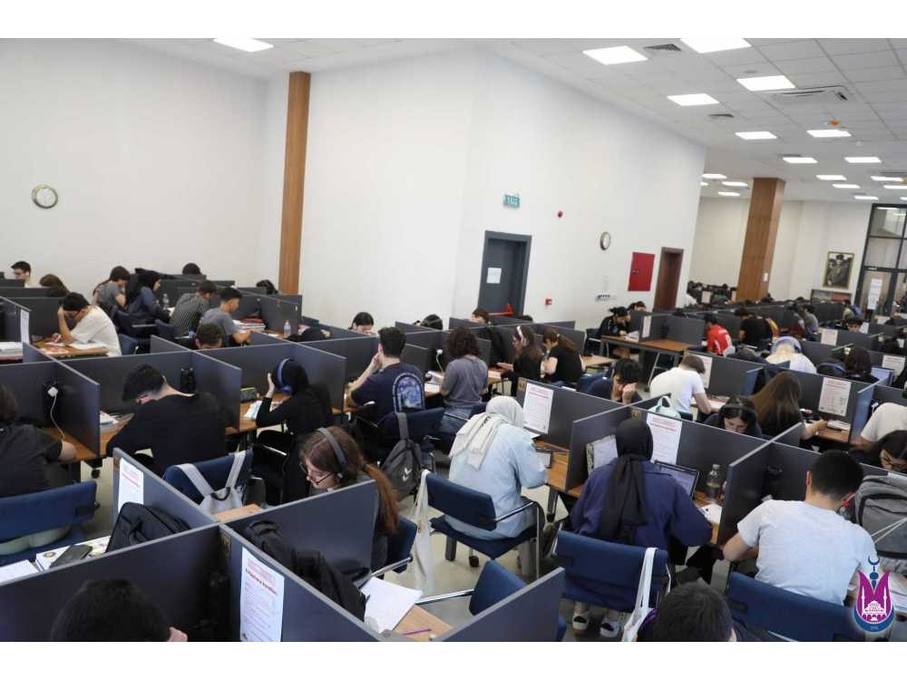 Şehzadeler Gençlik Evi Kütüphanesi’nde Sesli Çalışma Salonu hizmete girecek
