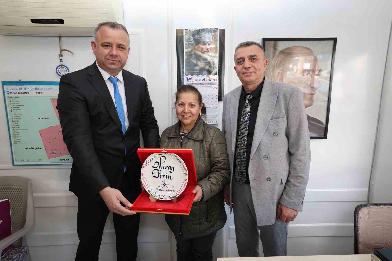 Şehzadeler’de kadın muhtarlara 8 Mart ziyareti
