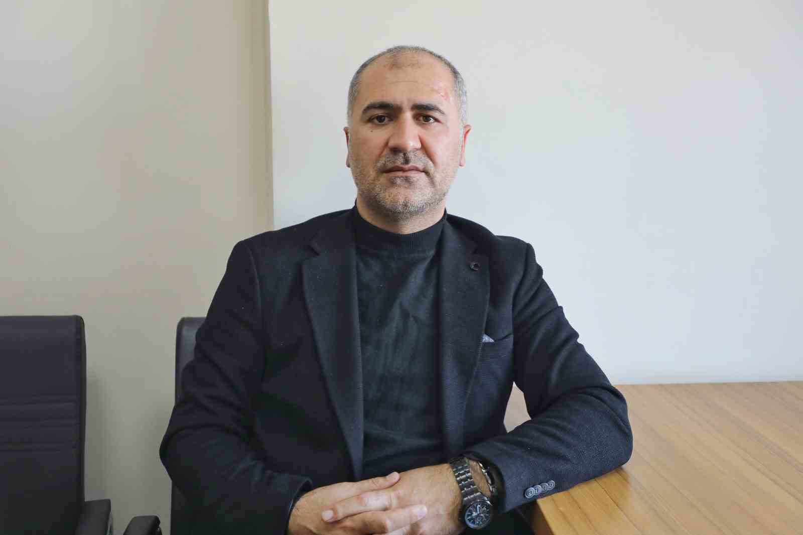 Şeker-İş Ağrı Şube Başkanlığına Önder Doğan seçildi
Şeker-İş Ağrı Şube Başkanlığına Önder Doğan seçildi