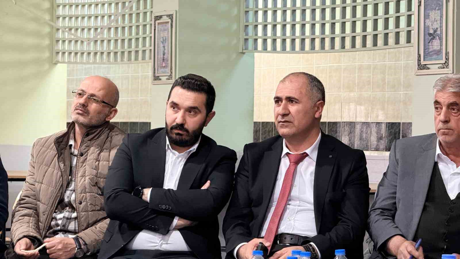 Şeker-İş Ağrı Şube Başkanlığına Önder Doğan seçildi
Şeker-İş Ağrı Şube Başkanlığına Önder Doğan seçildi