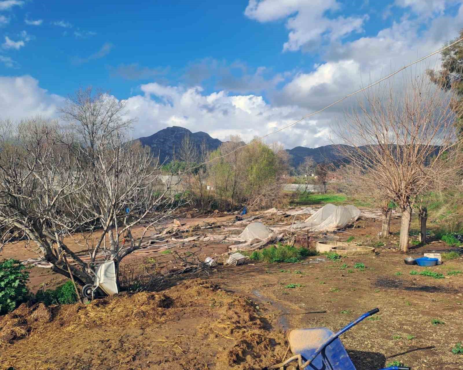 Sel afetinde zarar gören alanlarda ön hasar tespit çalışmaları başladı
