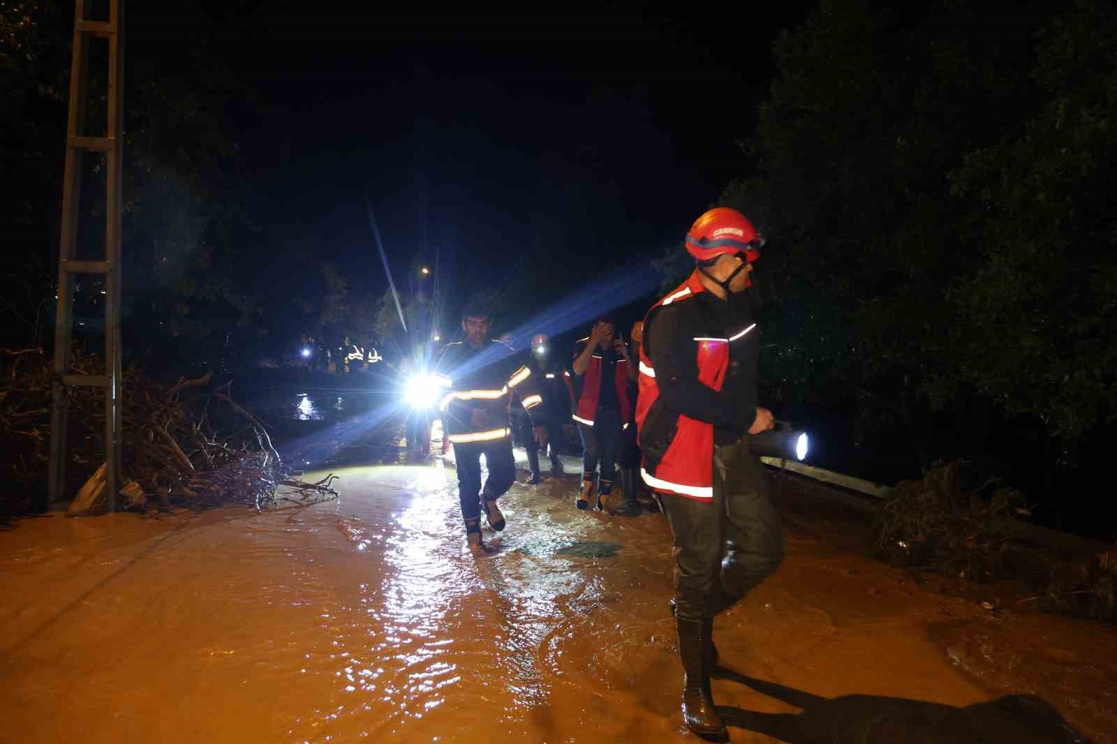 Sel felaketini yaşayanlar o anları anlattı: "Her şey bir saatte oldu"
