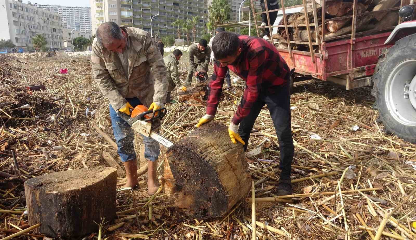 Sel sonrası ’milyonluk’ yazlıkların önünde ’ekmek’ mücadelesi
