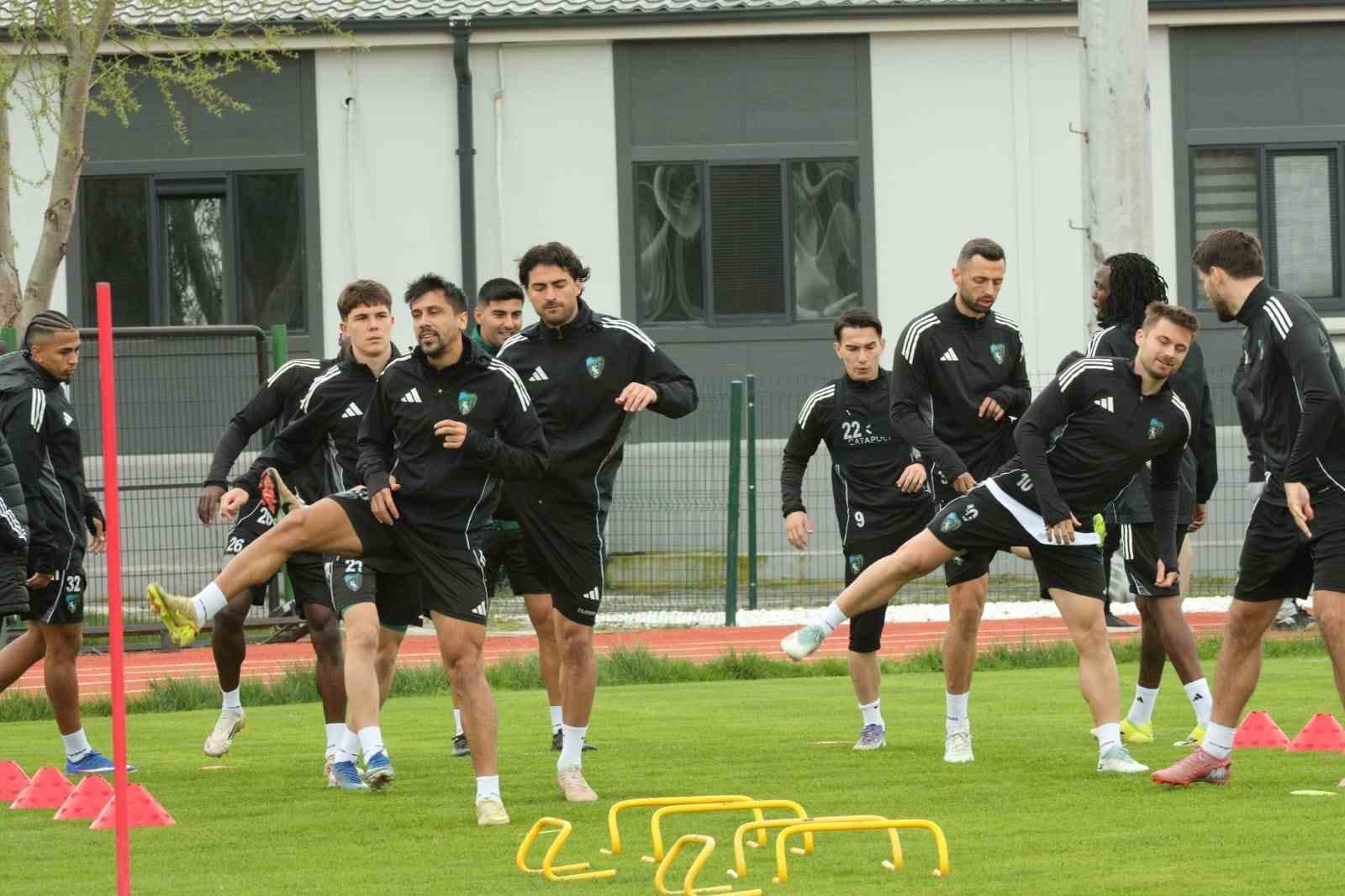 Selçuk İnan: "Galatasaray ligin en iyi takımı"
