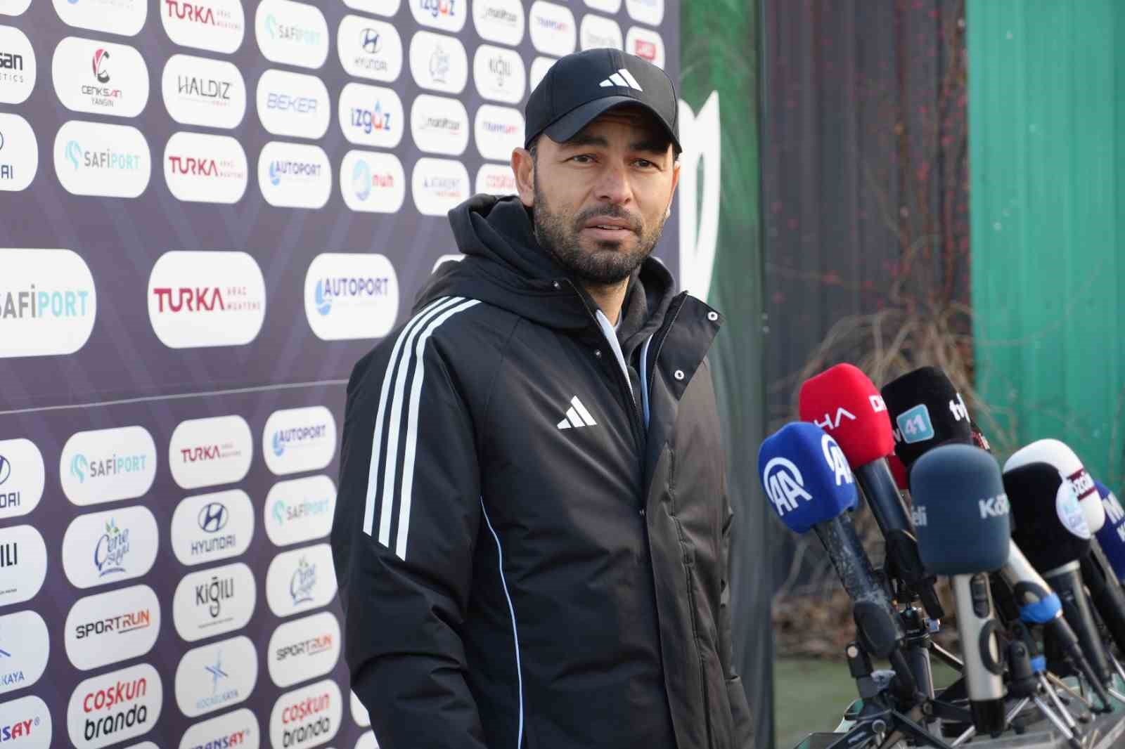 Selçuk İnan: "Yeni oyuncuları getirmek zaten kolay değildi"
