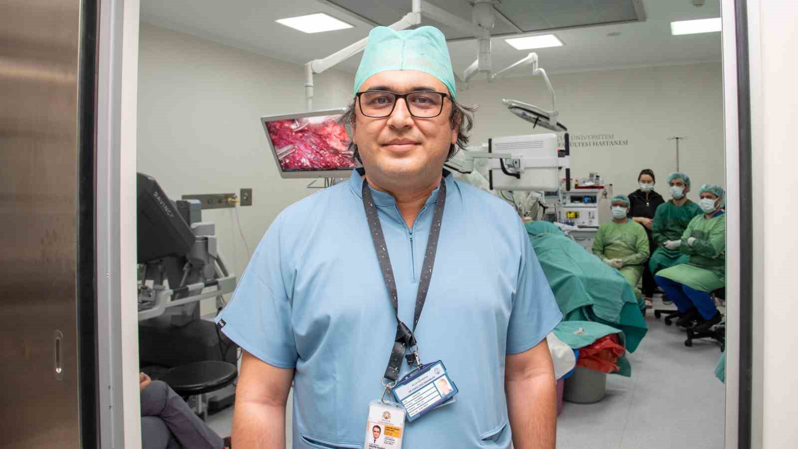 Selçuk Üniversitesinde Göğüs Cerrahisinde bir ilk: Robotik Cerrahi uygulandı
