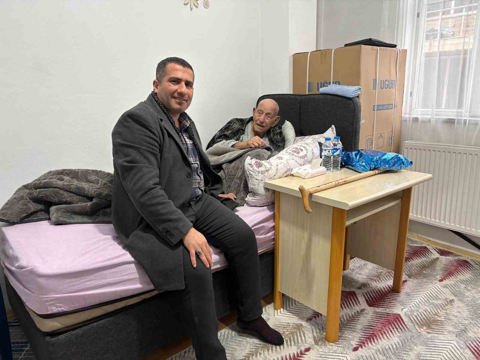 Selçuk Yay: "Büyüklerimiz bizim baş tacımızdır"
