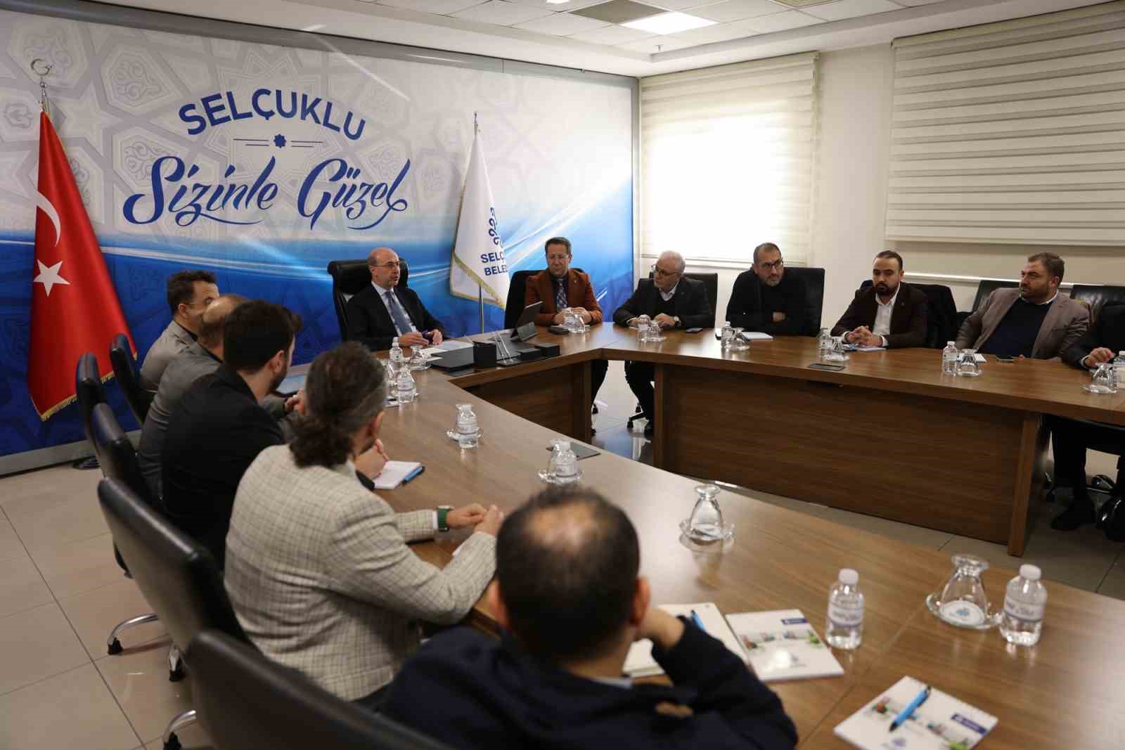 Selçuklu Belediyesi’nden dijital dönüşüm hamlesi: "E-imar yazılımı 2026’da hizmete giriyor"
Selçuklu Belediyesi’nden dijital dönüşüm hamlesi: "E-imar yazılımı 2026’da hizmete giriyor"