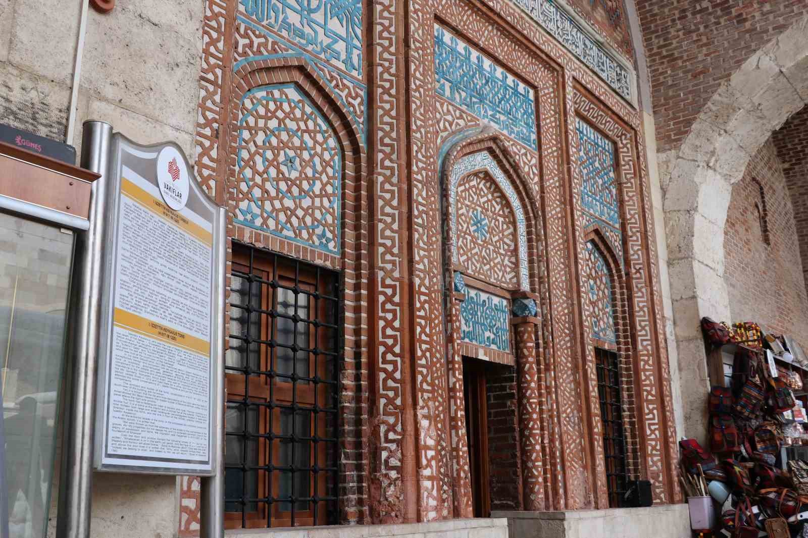 Selçuklu Sultanı mezarı başında anıldı
