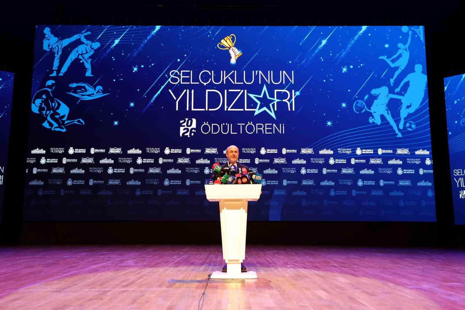 Selçuklu’nun yıldızları ödüllendirildi
Selçuklu’nun yıldızları ödüllendirildi