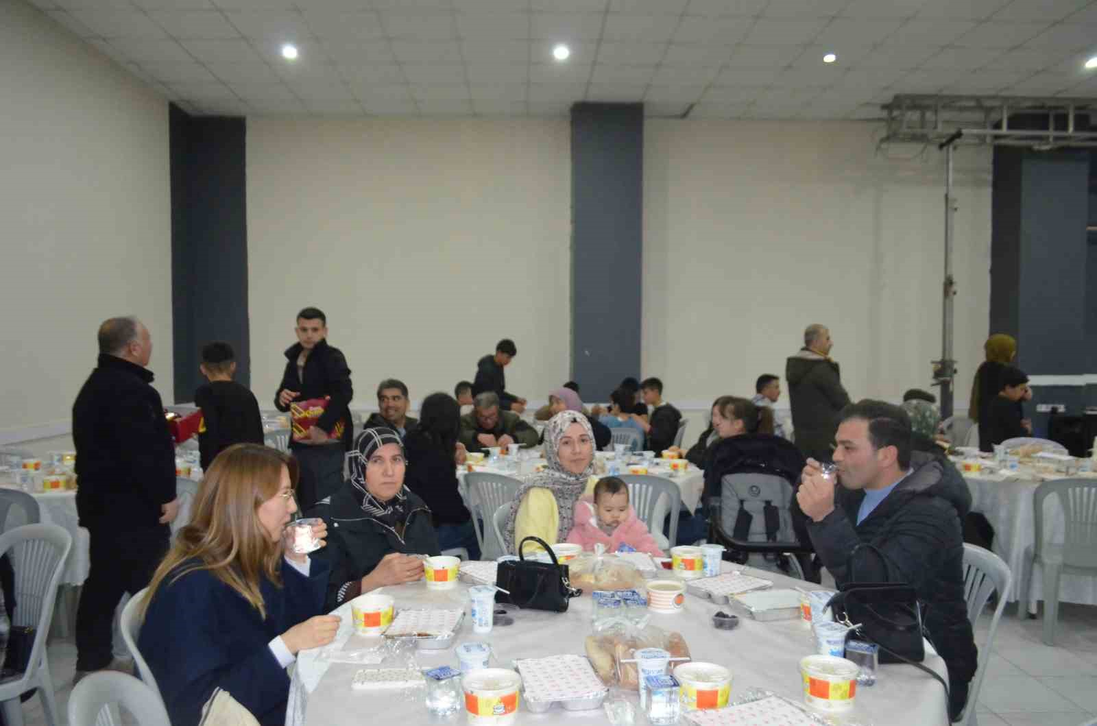 Selendi’de eğitim camiası aynı sofrada buluştu
