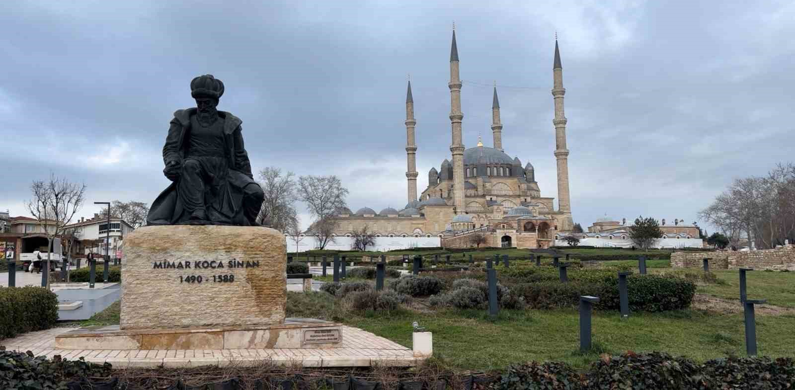 Selimiye Camii 4 yıl aradan sonra ibadete açıldı
