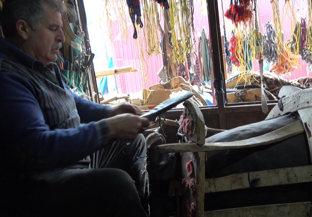 Semercilik mesleği Kahramanmaraş’ta yok olma noktasına geldi
Semercilik mesleği Kahramanmaraş’ta yok olma noktasına geldi