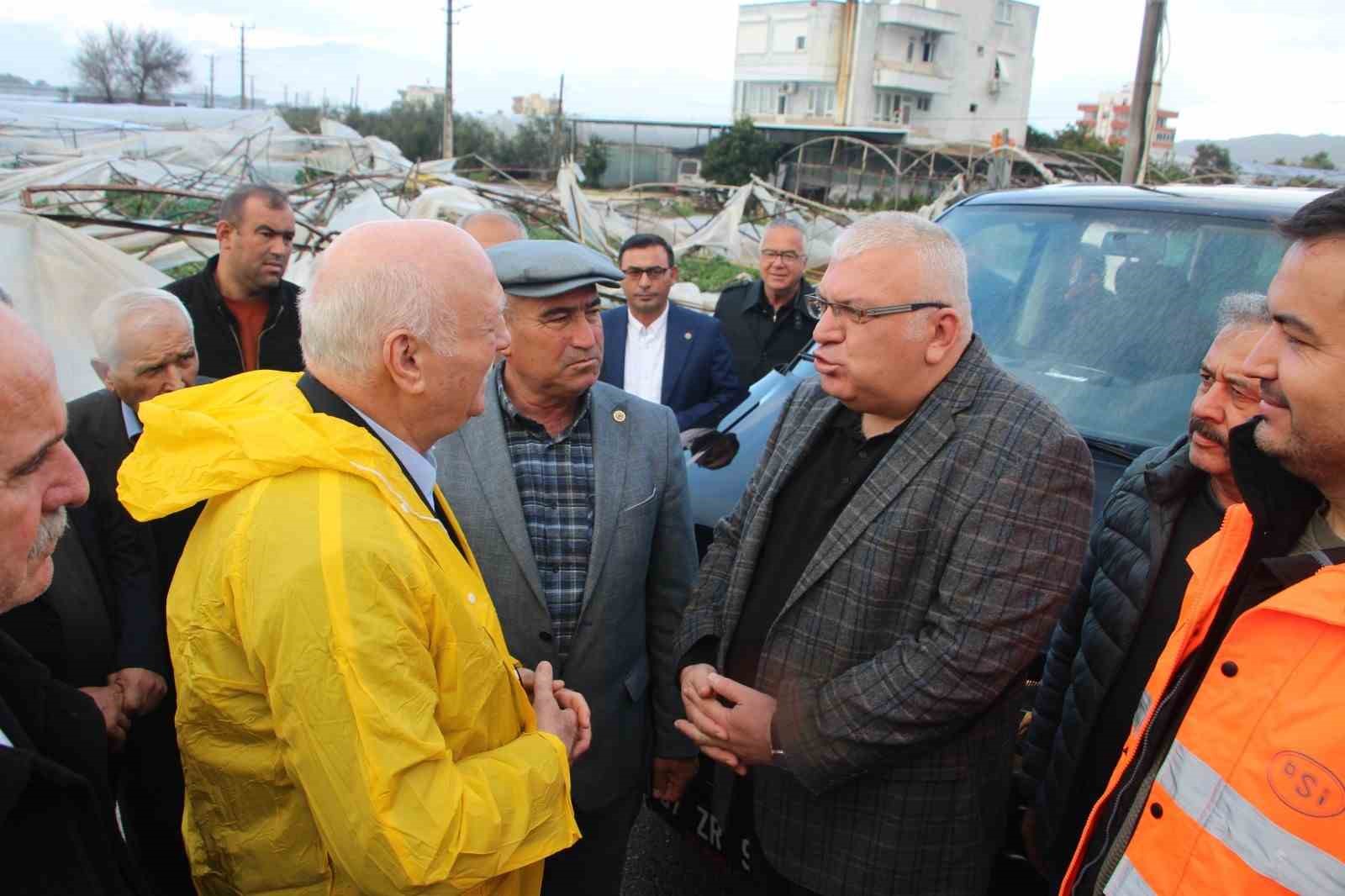 Şemsi Bayraktar’dan sel ve hortumdan zarar gören Antalyalı üreticiler için destek talebi
