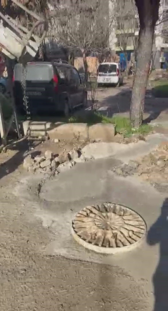 "Senin vicdanın kabul ediyor mu" sözlerine aldırış etmeden kanalizasyona beton döken firmaya rekor ceza
"Senin vicdanın kabul ediyor mu" sözlerine aldırış etmeden kanalizasyona beton döken firmaya rekor ceza