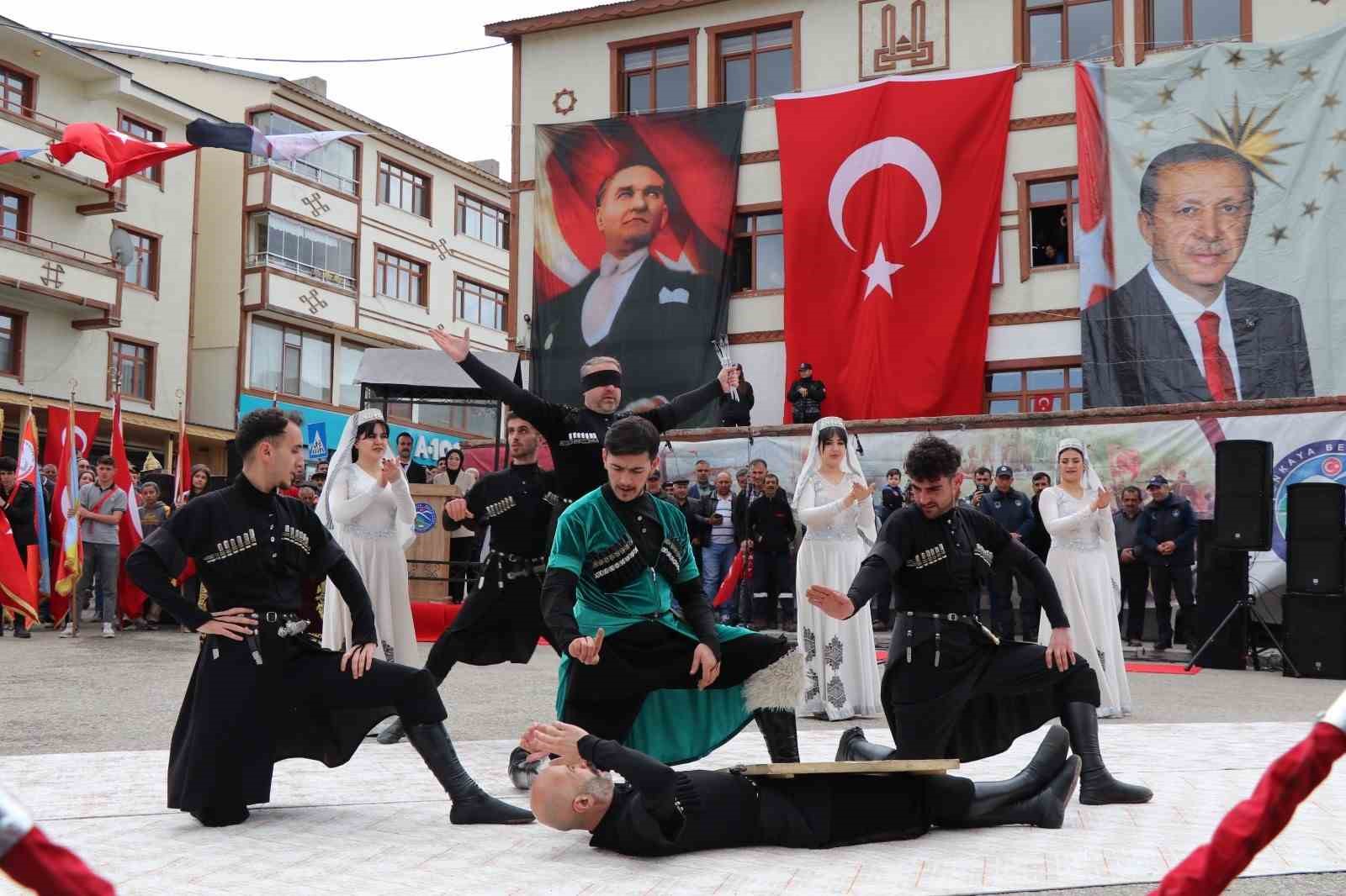 Şenkaya’da kurtuluş coşkusu
