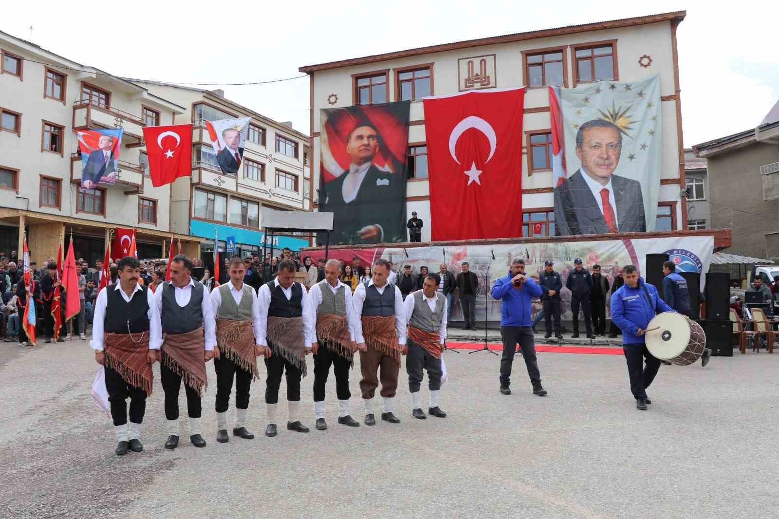 Şenkaya’da kurtuluş coşkusu
