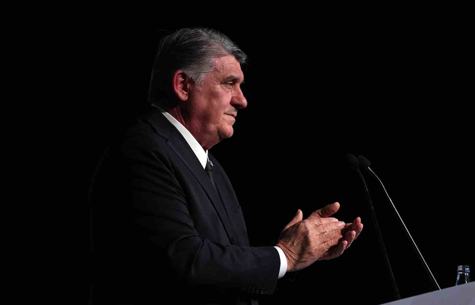 Serdal Adalı: "Ayakları üzerinde duran, ekonomik bağımsızlığını sağlamış bir Beşiktaş hayal ediyoruz"
