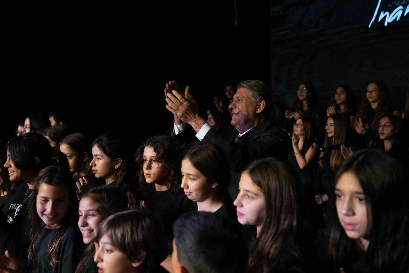 Serdal Adalı’dan, BJK-Kabataş Vakfı Okulları’na ziyaret
