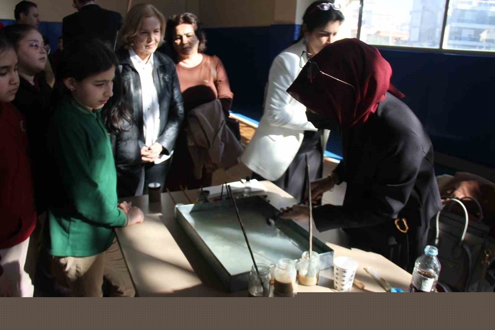 Serik’te "ebru, hat ve naht" sanat sergisi açıldı
