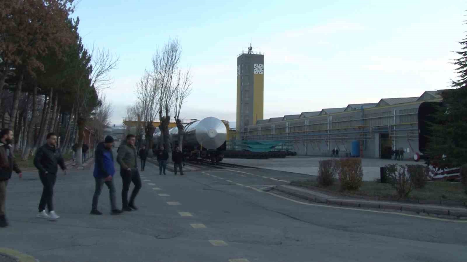 Sesi kentin her köşesinde yankılanıyor, 87 yıldır mesaisine devam ediyor
