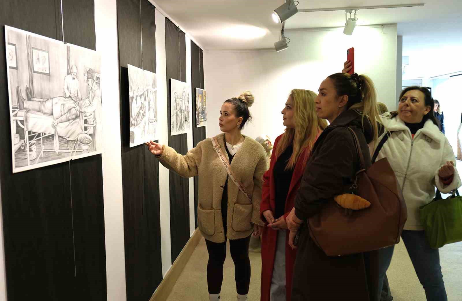 "Sessiz Çizgiler" Sergisi, Çanakkale ruhunu sanatla yaşatıyor
