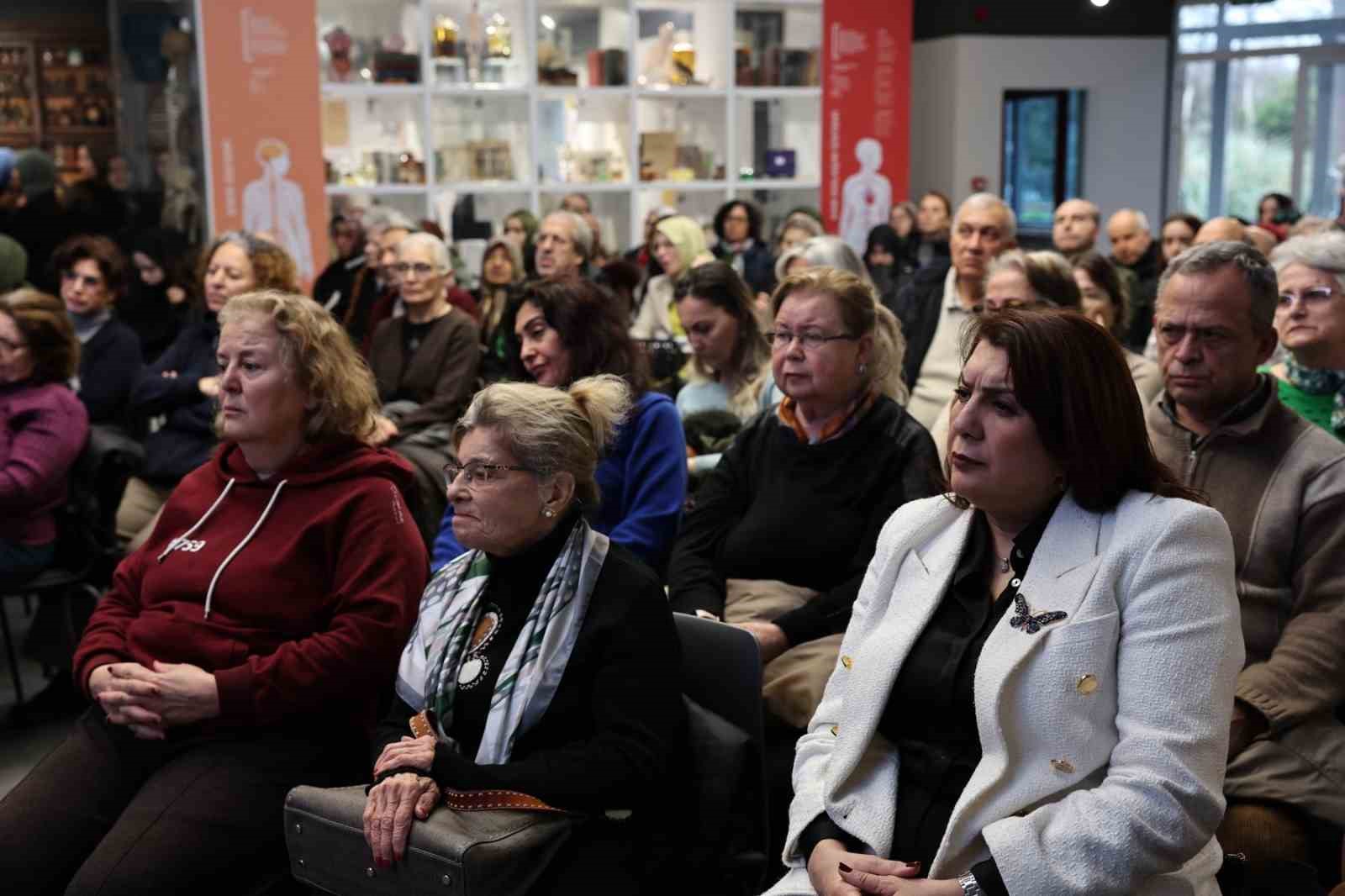 Sessiz ilerleyen risk osteoporoz
Sessiz ilerleyen risk osteoporoz