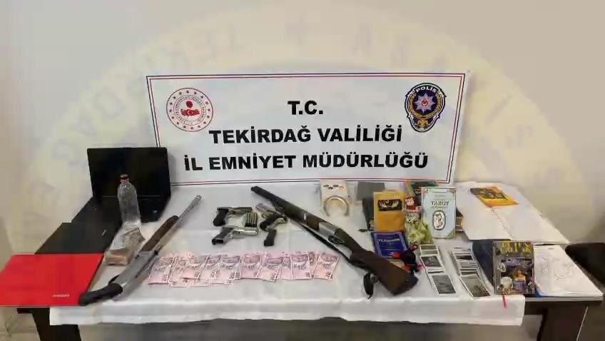 Sevgililer Günü’nde "aşk büyüsü" tuzağı: 46 milyon TL’lik vurgun, 19 tutuklama
