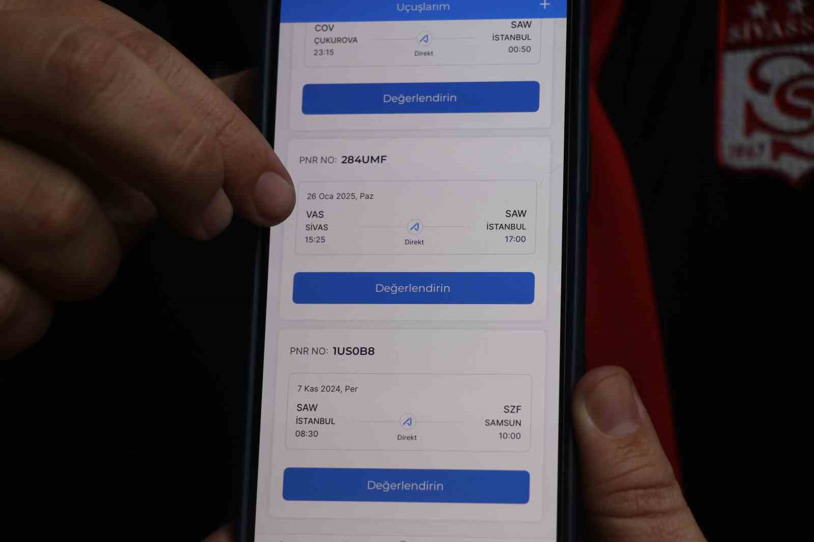 Sevgililer gününde eşini yalnız bırakıp Sivasspor’u seçti
Sevgililer gününde eşini yalnız bırakıp Sivasspor’u seçti