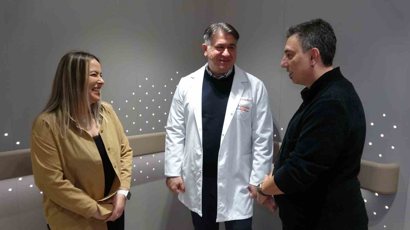 Sevgililer Günü’nde hayat veren bağ: Bağışladığı karaciğeriyle sevdiğine umut oldu
