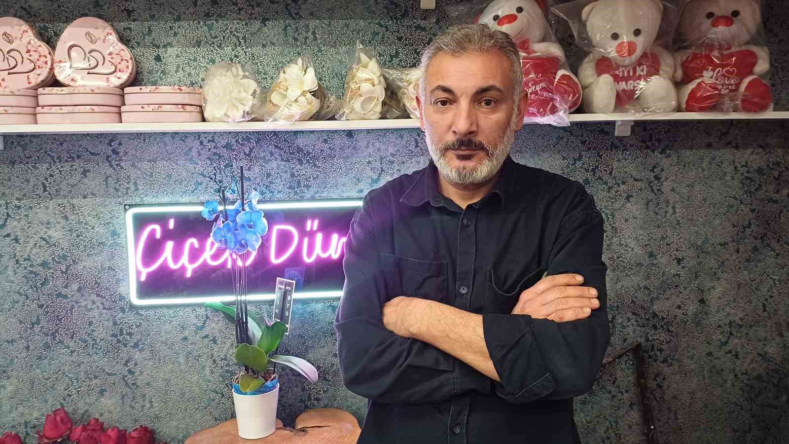 Sevgililer Günü’nde trend kırmızı gül
