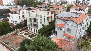 Seyhan Belediye Başkan Yardımcısı hakkında kaçak inşaat ve izinsiz tadilat başlattı iddiası
